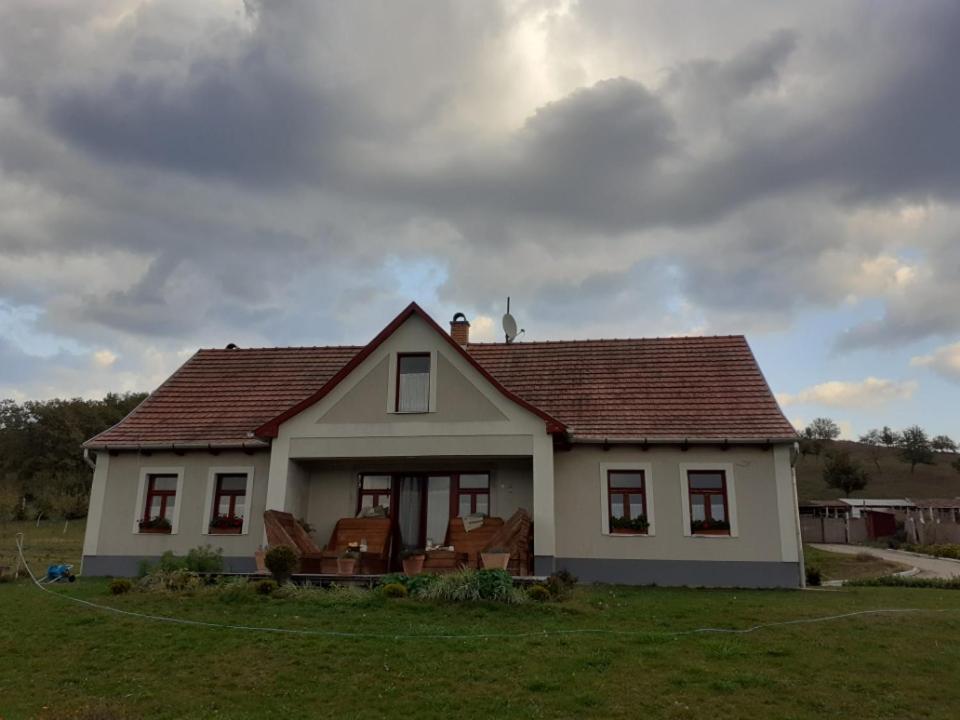 Dosa Tanya, Vendeghaz Hotel Cserepfalu Exterior photo